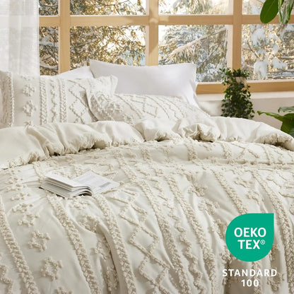 Bedsure Tufted Boho 3‑Piece Comforter Set, GentleSoft Embroidery Jacquard Oversized Farmhouse Shabby Chic Bedding for All Seasons
