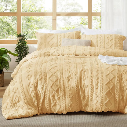 Bedsure Tufted Boho 3‑Piece Comforter Set, GentleSoft Embroidery Jacquard Oversized Farmhouse Shabby Chic Bedding for All Seasons